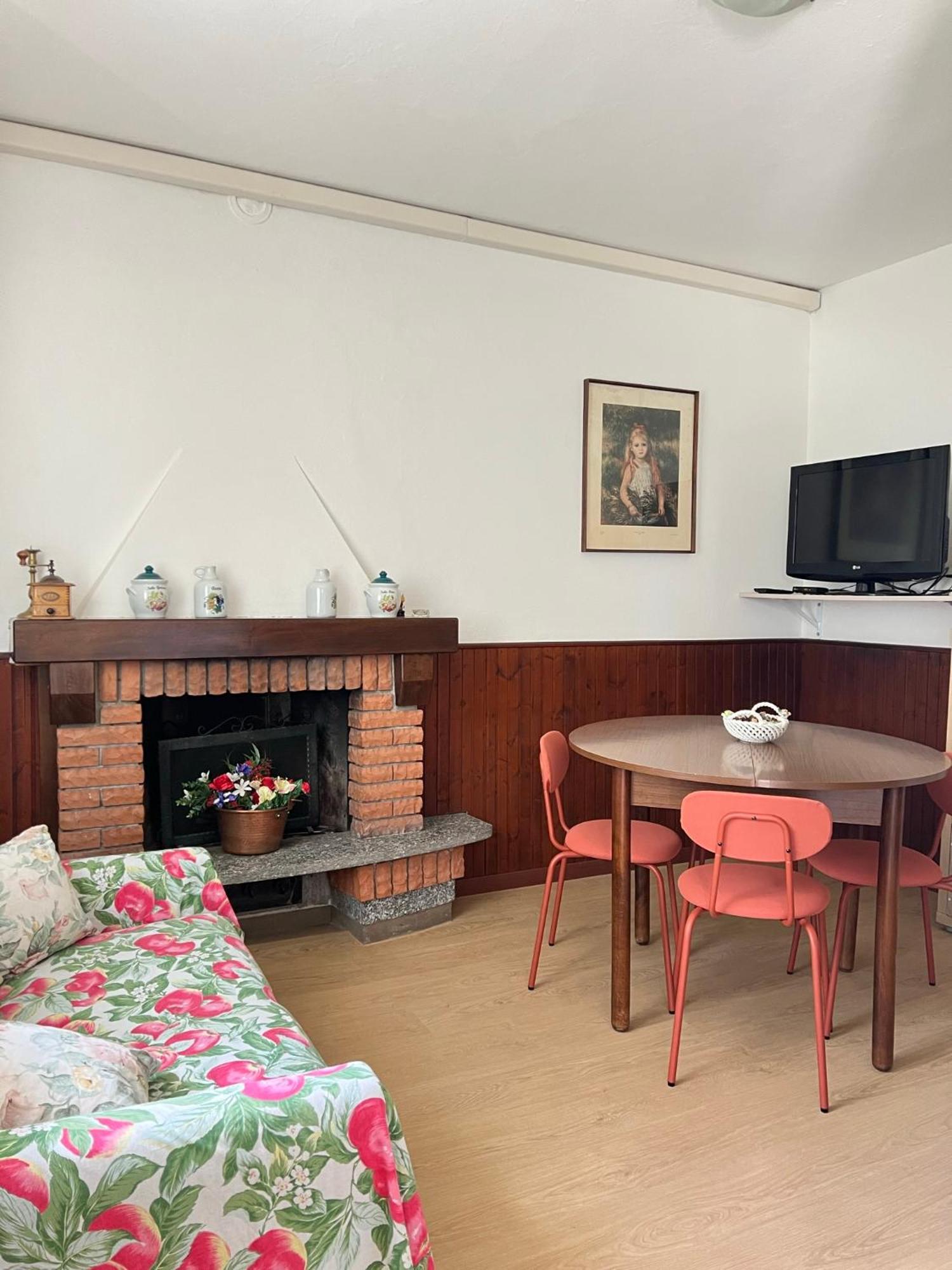 Ferienwohnung Lanzo D'Intelvi “La Marinella” Exterior foto